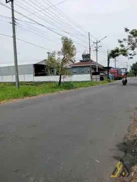 Lahan Klaten luas 8000m sangat strategis Harga Fantastic