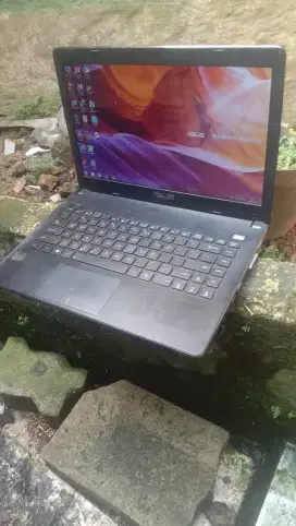 ASUS Slim X401U second