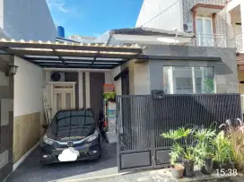 Rumah , dekat dgn Halte Busway Ragunan
