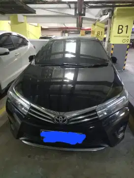 Corolla altis 2016 V AT