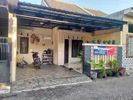 Jual Rumah 1.5 Lantai Kweni Anggaswangi Kec Sukodono Sidoarjo Shm