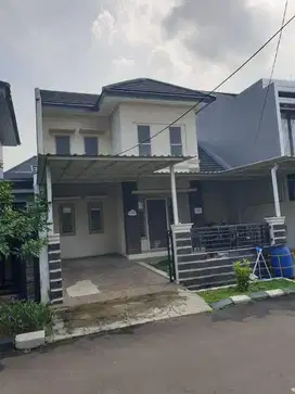 Rumah di VILLA ILHAMI, dekat pintu tol perumahan rapih dan bersih
