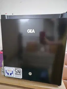 Kulkas Gea mini bar