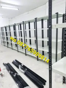 Rak besi siku lubang ramping