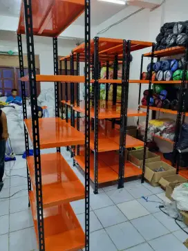 Rak besi siku lubang ramping