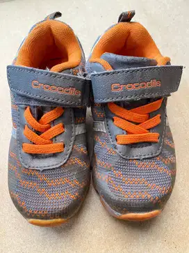 Jual Sepatu Anak Crocodile