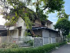 Hotsale! Rumah hitung tanah di Bintaro Sektor 2 dekat tol Viaduct