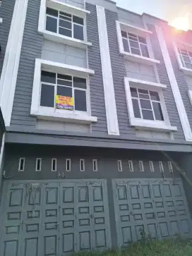 Dijual rumah BU harga murah A2 & A3 3 tingkat kota jalan besar medan