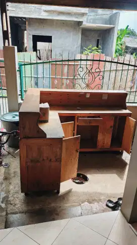 Di jual meja sudut serba guna