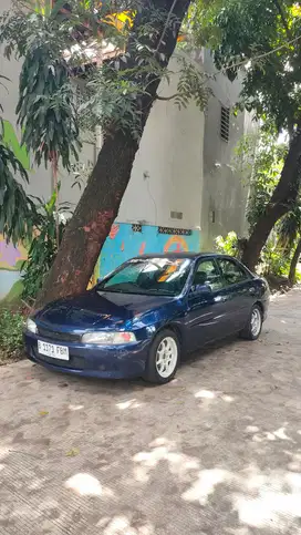 Mitsubishi Lancer 2000 Bensin