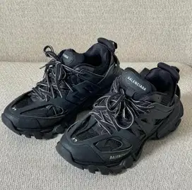 Balenciaga Track Shoes Black 42 VGC