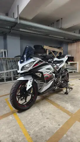 Ninja 250 Fi ABS Special Edition 2014