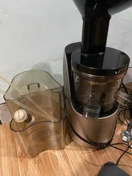 Slow Juicer/Blender Hurom Ace Hardware