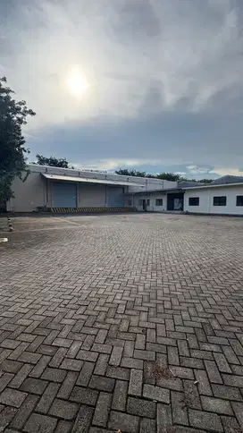 Disewakan Loading Dock + Office - Kawasan Safe n Lock - Sidoarjo