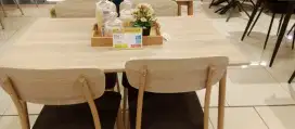MEJA MAKAN CANTIK DAN VIRAL