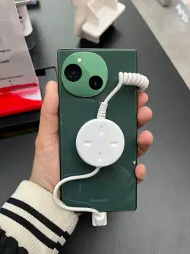 Sharp Aquos R9 (Baru Segel Box)