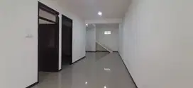 Taman Holis Indah Dijual Rumah Minimalis 1,5 Lantai Baru Renovasi