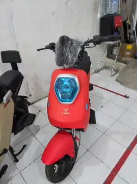 Sepeda listrik winfly D60 ADV
