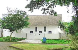 Rumah Baru American Style di Perumahan Araya Golf Luas 434 m2