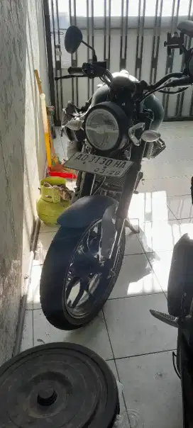 Yamaha XSR 2023