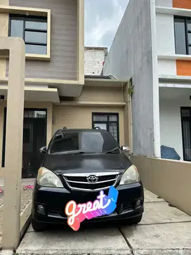 Toyota Avanza 2010 Bensin