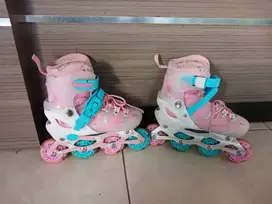 Sepatu Roda inline skate Anak Roda Menyala 4-12 tahun