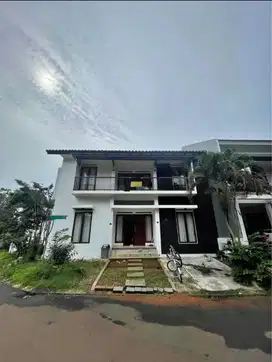 HOT SALE  Rumah Lokasi Strategis di Jalan Utama Maleo Bintaro Jaya