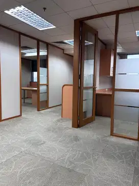 DISEWAKAN OFFICE DI SOVEREIGN PLAZA