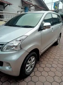 Toyota Avanza 2011 Bensin harga net