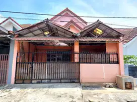 JUAL RUMAH TAMAN HARAPAN BARU BEKASI NAN ANGGUN SIAP HUNI (C0300)