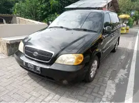 Kia sedona E 2.5 plat R 2005 off 2022 sam mobil bekas sekoto kediri