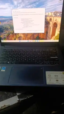 Laptop vivobook azuz x3400pa k3400pa