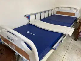 Jual cepat baru 3 minggu dipakai skrinme bed patient 3 crank