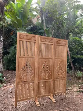 Sketsel penyekat ruangan jati