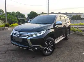 Mitsubishi Pajero Sport Dakar Ultimate AT 2018 2017 Hitam Full Sensing