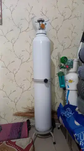 tabung oksigen kesehatan
