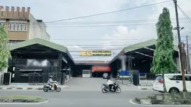 Jual Tanah dan Bangunan di Jalan Setia Budi (Spot Pusat Keramaian)