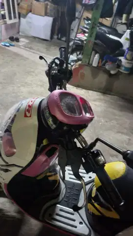 Honda Scoopy 2018