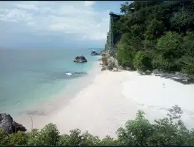 tanah murah pinggir tebing laut samping hotel ayana Jimbaran