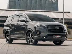(LOW KM 48RB) Toyota Kijang Innova Venturer AT Diesel 2021