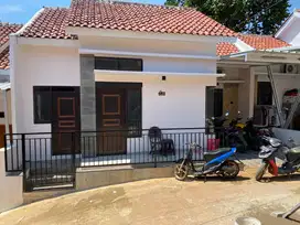 Di Kontrakan 2KT AC & Carport di Pasir Putih Sawangan Depok