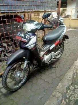 Jual supra x 125 thun 2006 mulus stater jln