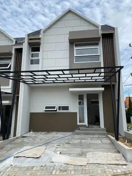 Rumah 2 lantai siap huni 3km ke stasiun rawa buntu