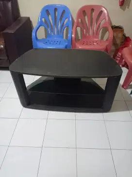MEJA TV DARI KAYU