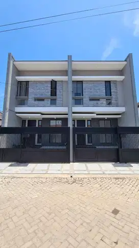 Dijual Rumah 2 Unit Jejer Klampis Semolo Timur Selangkah HOKKY Merr