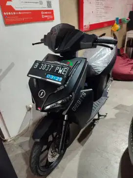 Motor listrik Gesits G1 2024 km 9ribu Tanpa baterai di bintaro/tangsel