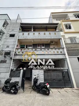 ANA RUMAH KOS UK 10X20M DI JELAMBAR