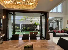 Turun Harga Dijual Cepat Rumah Mewah Rapih Siap Huni di The Green BSD