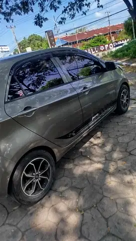 Kia Picanto 2014 Bensin