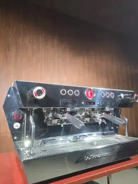mesin kopi La Marzocco